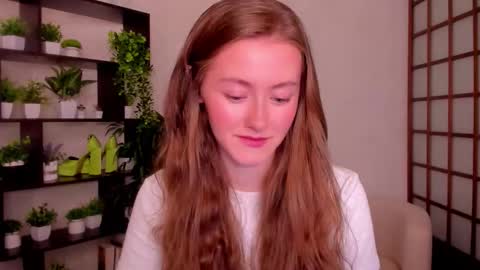Snapshot of kate_cuddle chatting on September 10, 2:44 am Kate online show from September 10, 2:44 am