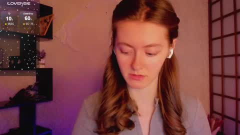 Snapshot of kate_cuddle chatting on February 13, 2:12 am Kate online show from February 13, 2:12 am