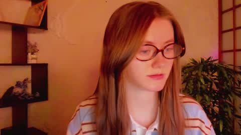 Snapshot of kate_cuddle chatting on March 12, 2:41 am Kate online show from March 12, 2:41 am