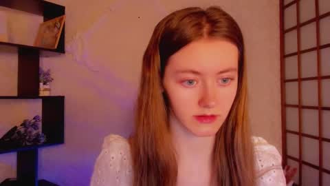 Snapshot of kate_cuddle chatting on March 10, 2:17 am Kate online show from March 10, 2:17 am