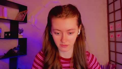 Snapshot of kate_cuddle chatting on February 14, 2:39 am Kate online show from February 14, 2:39 am