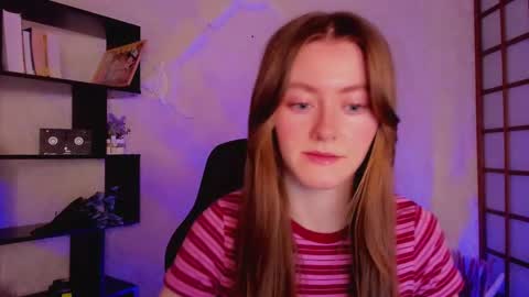 Snapshot of kate_cuddle chatting on January 15, 1:56 am Kate online show from January 15, 1:56 am