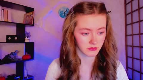 Snapshot of kate_cuddle chatting on December 25, 2:25 am Kate online show from December 25, 2:25 am