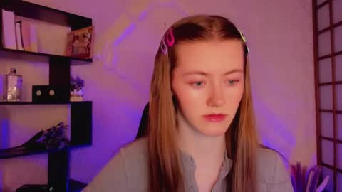 Snapshot of kate_cuddle chatting on January 29, 1:58 am Kate online show from January 29, 1:58 am