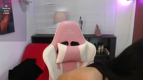 Snapshot of kate_owenns chatting on December 26, 12:05 pm Kate online show from December 26, 12:05 pm