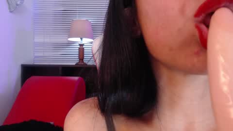Snapshot of kate_owenns chatting on December 3, 10:18 pm Kate online show from December 3, 10:18 pm