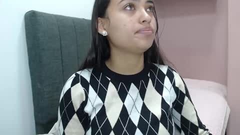 Snapshot of kate_stam chatting on February 13, 1:48 pm Kari online show from February 13, 1:48 pm