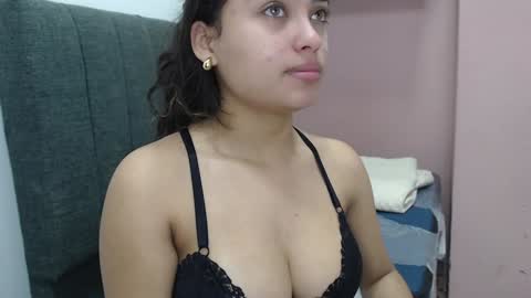 Snapshot of kate_stam chatting on December 2, 1:34 pm Kari online show from December 2, 1:34 pm
