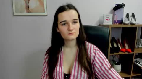 Kate  online show from March 15, 8:05 am