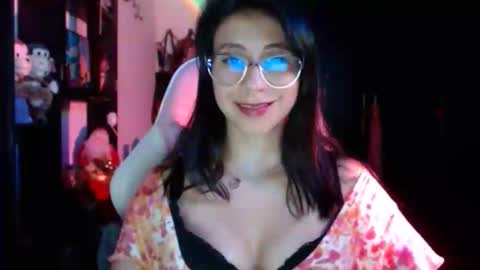 Kateeen18 online show from May 14, 5:13 am