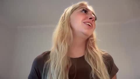 Snapshot of kateharperr chatting on September 9, 8:08 pm kateharperr online show from September 9, 8:08 pm