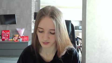 katekayer online show from May 7, 12:09 pm