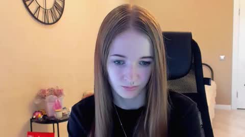 katekayer online show from October 20, 9:56 am