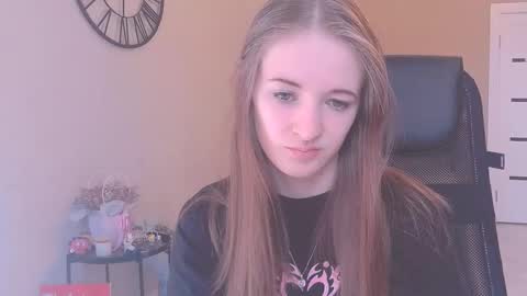 katekayer online show from September 17, 8:45 am