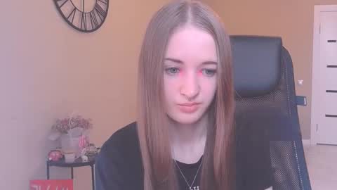 katekayer online show from October 3, 9:03 am