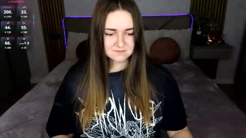 Katelyn online show from September 12, 8:05 pm