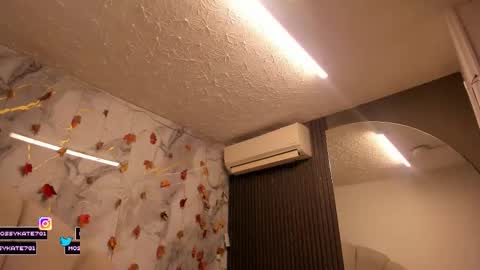 Im Katherine but call me Kate  online show from December 20, 12:20 pm