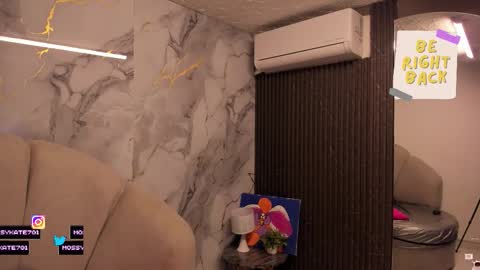 Im Katherine but call me Kate  online show from February 5, 11:57 am