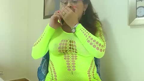 Snapshot of katerineleon chatting on October 22, 9:09 pm katerineleon online show from October 22, 9:09 pm