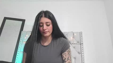 love meeee online show from December 5, 6:42 pm