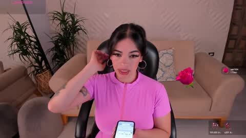 Snapshot of katesunder chatting on February 15, 12:22 pm K A T E online show from February 15, 12:22 pm