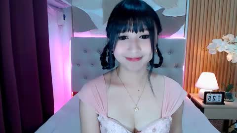 KATE online show from February 25, 5:44 pm