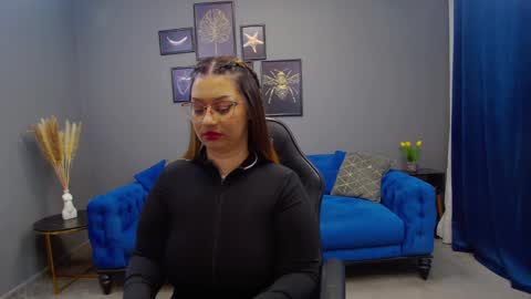 Kate online show from December 4, 6:17 pm