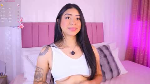 Snapshot of kath_rosee chatting on October 17, 8:12 pm online show from October 17, 8:12 pm