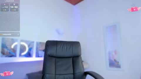 Snapshot of kathe_littlee chatting on October 31, 4:44 pm kathe_littlee online show from October 31, 4:44 pm