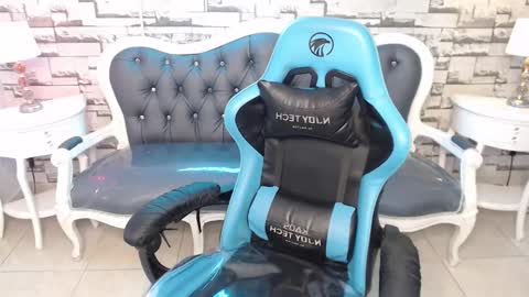 katherin online show from December 18, 5:10 pm