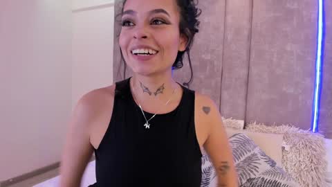 KatheGomez  online show from December 7, 1:25 am