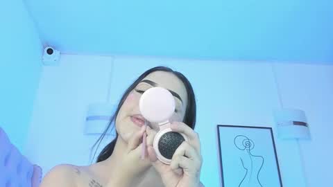 Snapshot of katherine_10 chatting on October 31, 6:12 pm katherine_10 online show from October 31, 6:12 pm