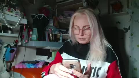 Kathleen online show from May 22, 10:08 pm