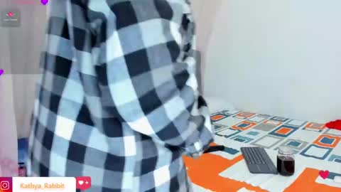 Snapshot of kathya_rabbit chatting on March 12, 1:25 am Kathye online show from March 12, 1:25 am