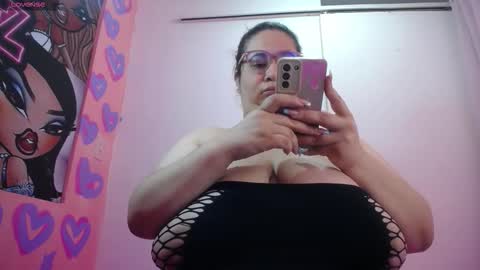Snapshot of kathybigboobsbbw_ chatting on October 22, 12:26 am KathyWelcome my rooomLovense is active my orgasms in your handsGive me more pleasure a PVT is open PVT online show from October 22, 12:26 am
