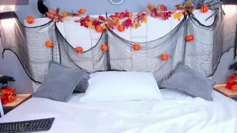 Snapshot of kathymirrow chatting on October 17, 8:56 pm Kathy online show from October 17, 8:56 pm