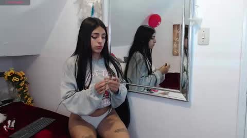 Snapshot of katia_bss chatting on February 22, 3:10 pm katia_bss online show from February 22, 3:10 pm