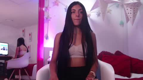 Snapshot of katia_bss chatting on December 9, 3:11 pm katia_bss online show from December 9, 3:11 pm