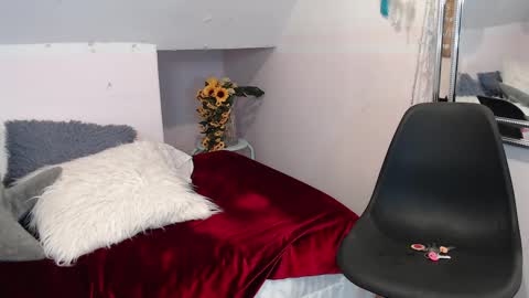 Snapshot of katia_bss chatting on February 26, 2:16 pm katia_bss online show from February 26, 2:16 pm