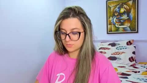 Snapshot of katia_foxx chatting on October 13, 2:25 am Khaterine online show from October 13, 2:25 am