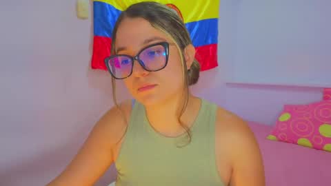 Khaterine online show from June 3, 2:33 pm