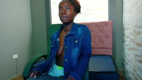 Snapshot of katia_green chatting on September 11, 1:55 pm Katia online show from September 11, 1:55 pm