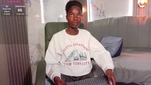 Snapshot of katia_green chatting on October 24, 11:28 am Katia online show from October 24, 11:28 am