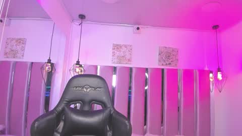 KATIA  online show from January 14, 4:56 pm