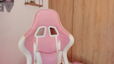 Katie online show from November 7, 10:25 pm