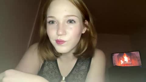 katie_katnips online show from November 12, 11:30 am