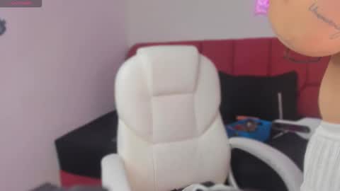         online show from October 13, 9:50 pm