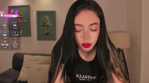 katieangel1 online show from November 3, 11:03 am