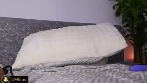 Katie online show from January 15, 11:27 am