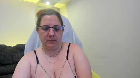 Katherine online show from September 10, 1:00 pm